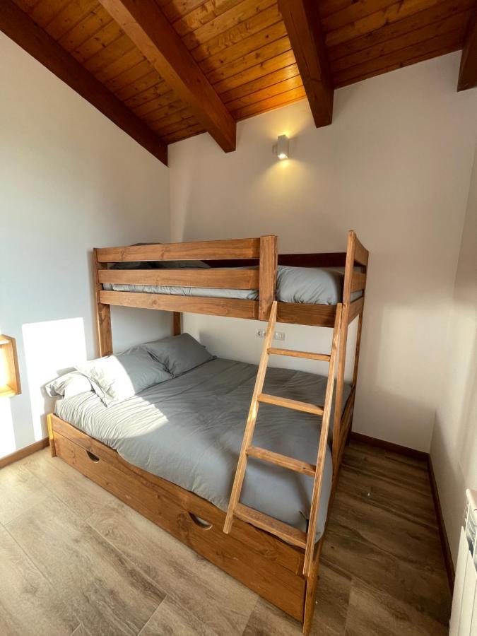 Casa De Les Escoles, Espinalbet - Alberga Castellar del Riu Ngoại thất bức ảnh
