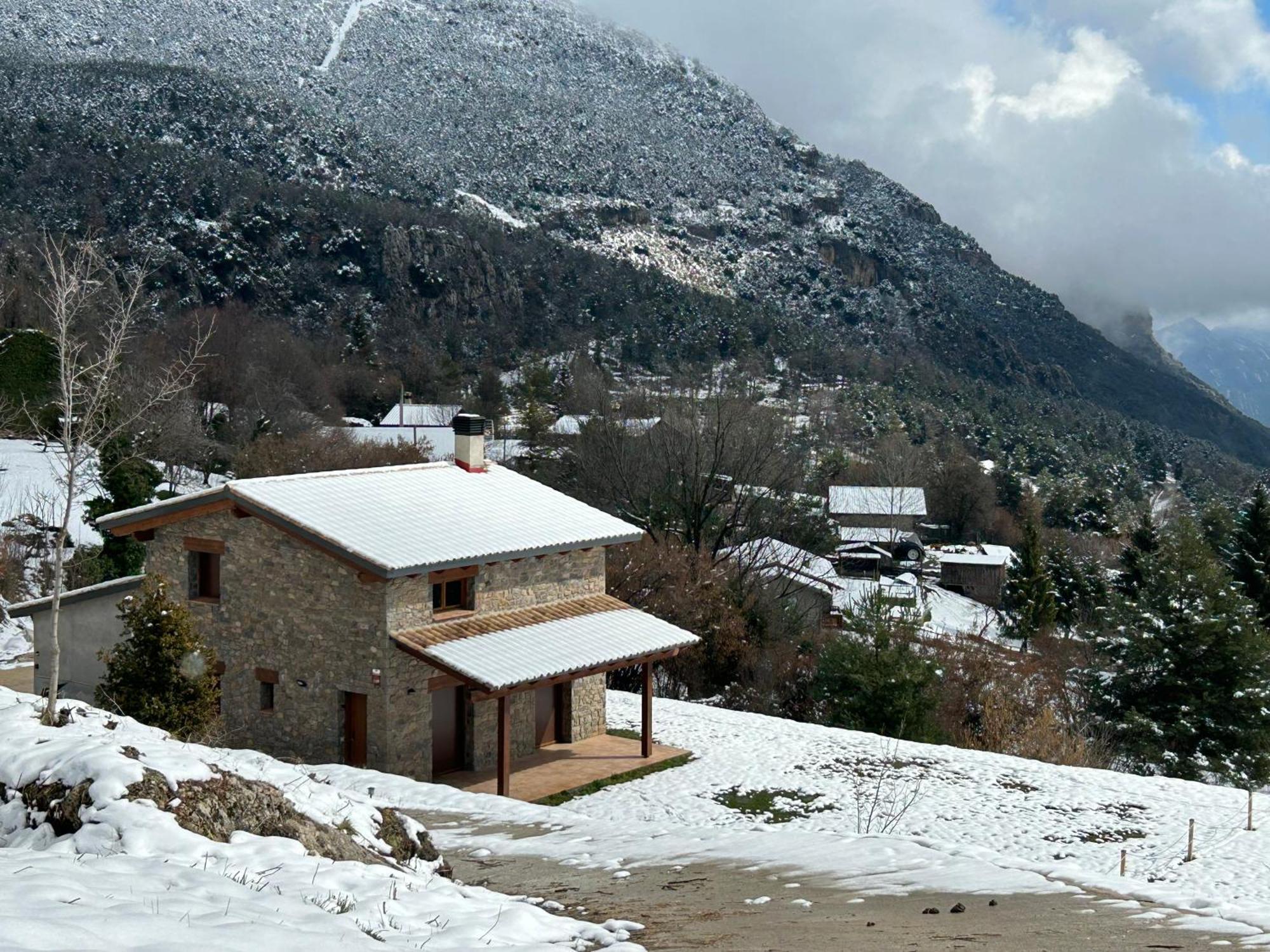 Casa De Les Escoles, Espinalbet - Alberga Castellar del Riu Ngoại thất bức ảnh