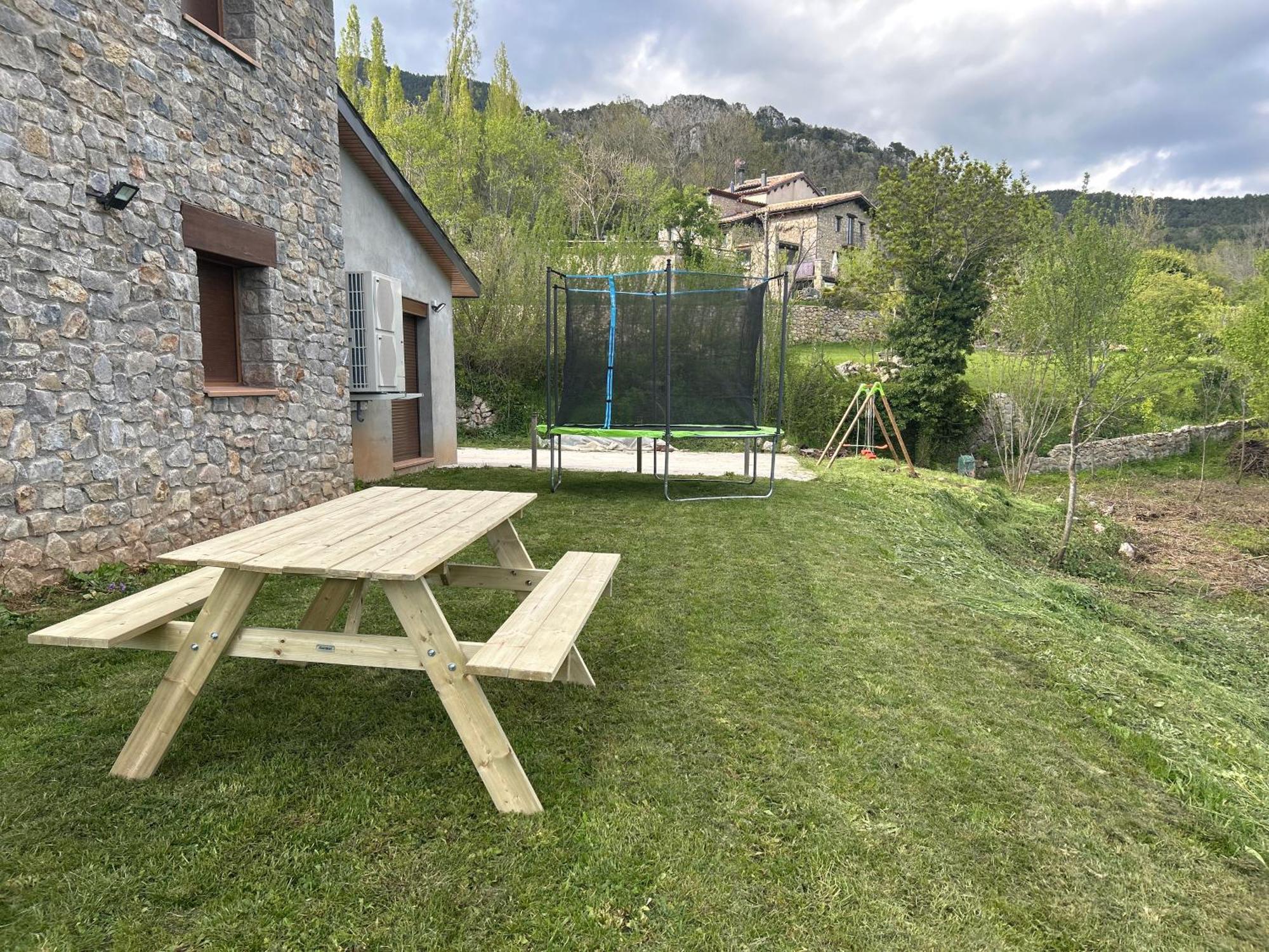 Casa De Les Escoles, Espinalbet - Alberga Castellar del Riu Ngoại thất bức ảnh